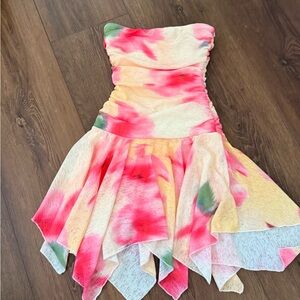 Isabelle’s cabinet strapless flower dress